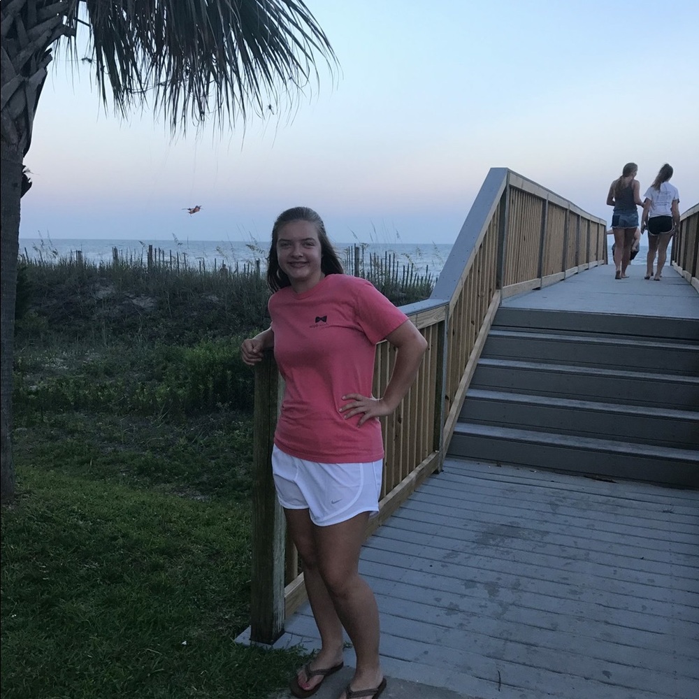 Meet your Posher, Elizabeth